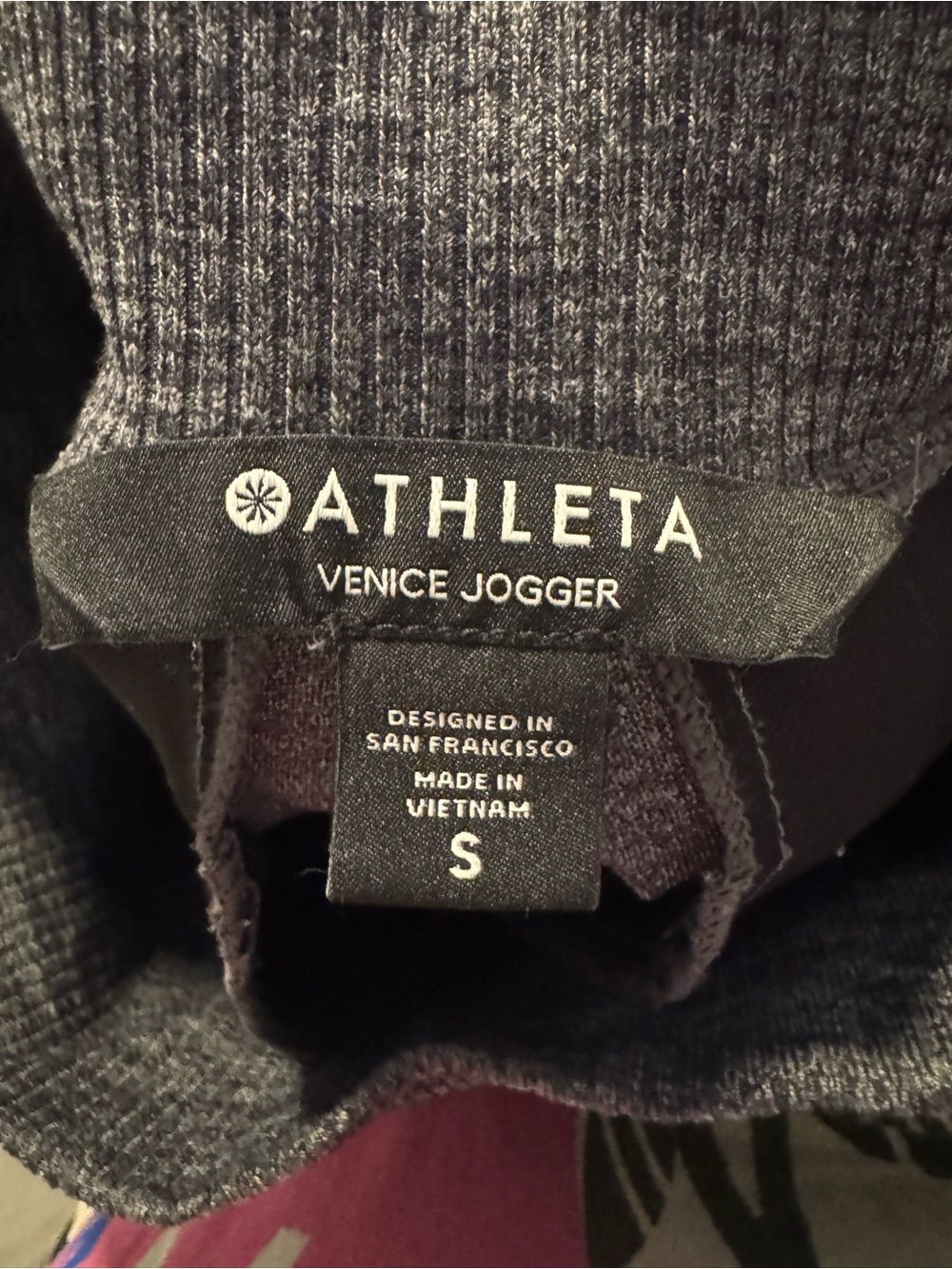 Athleta Venice Charcoal Gray Pull-On Joggers - Picture 8 of 8
